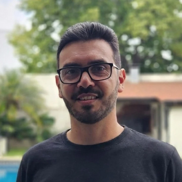 Santiago Rojas Lem, socio fundador de VELOSIS